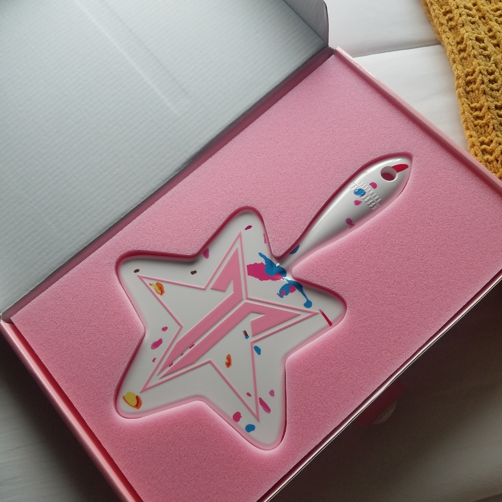 Jeffree Star White Jawbreaker Mirror